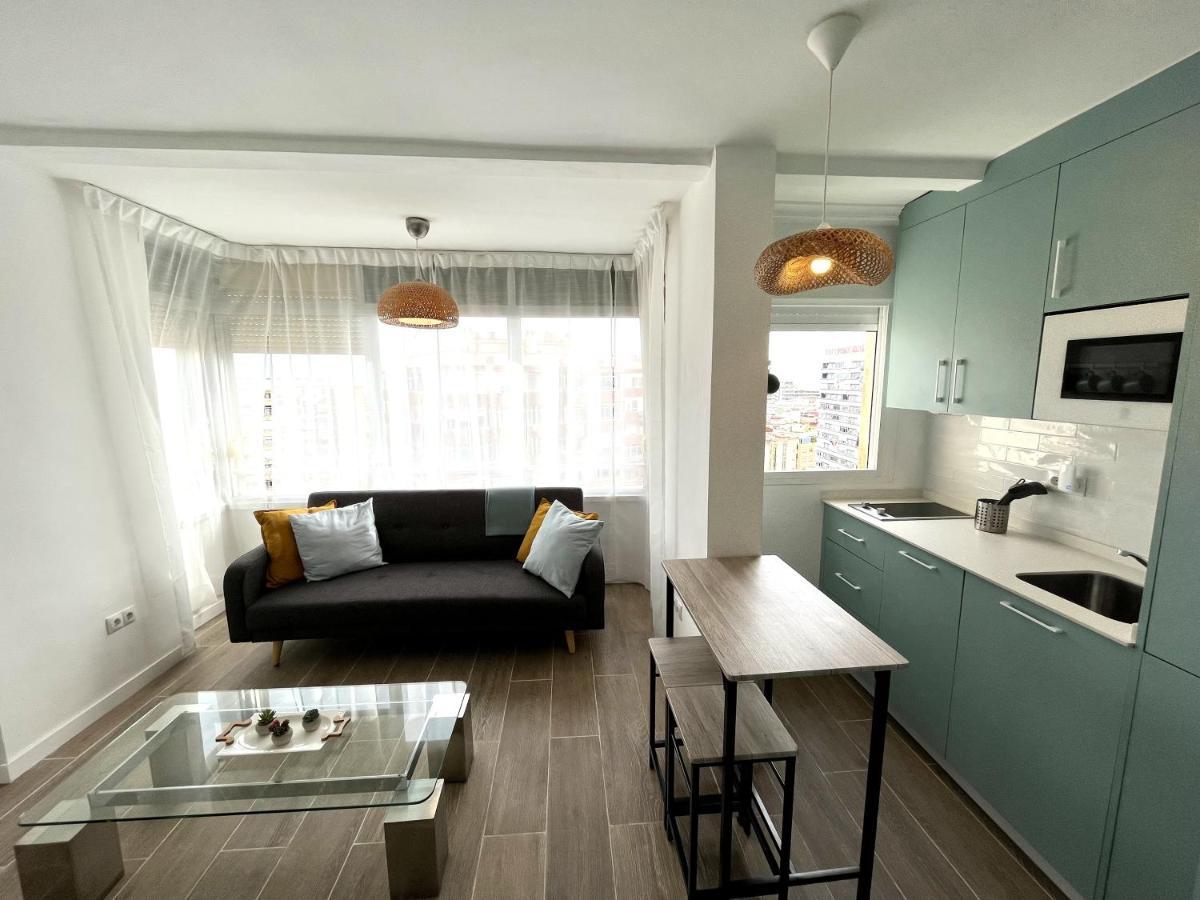 Tar11D - Estudio Con Vistas Al Mar, Wifi, Smart Tv, Fire Stick Amazon, En El Centro, A 600 Metros Playa Torremolinos Esterno foto